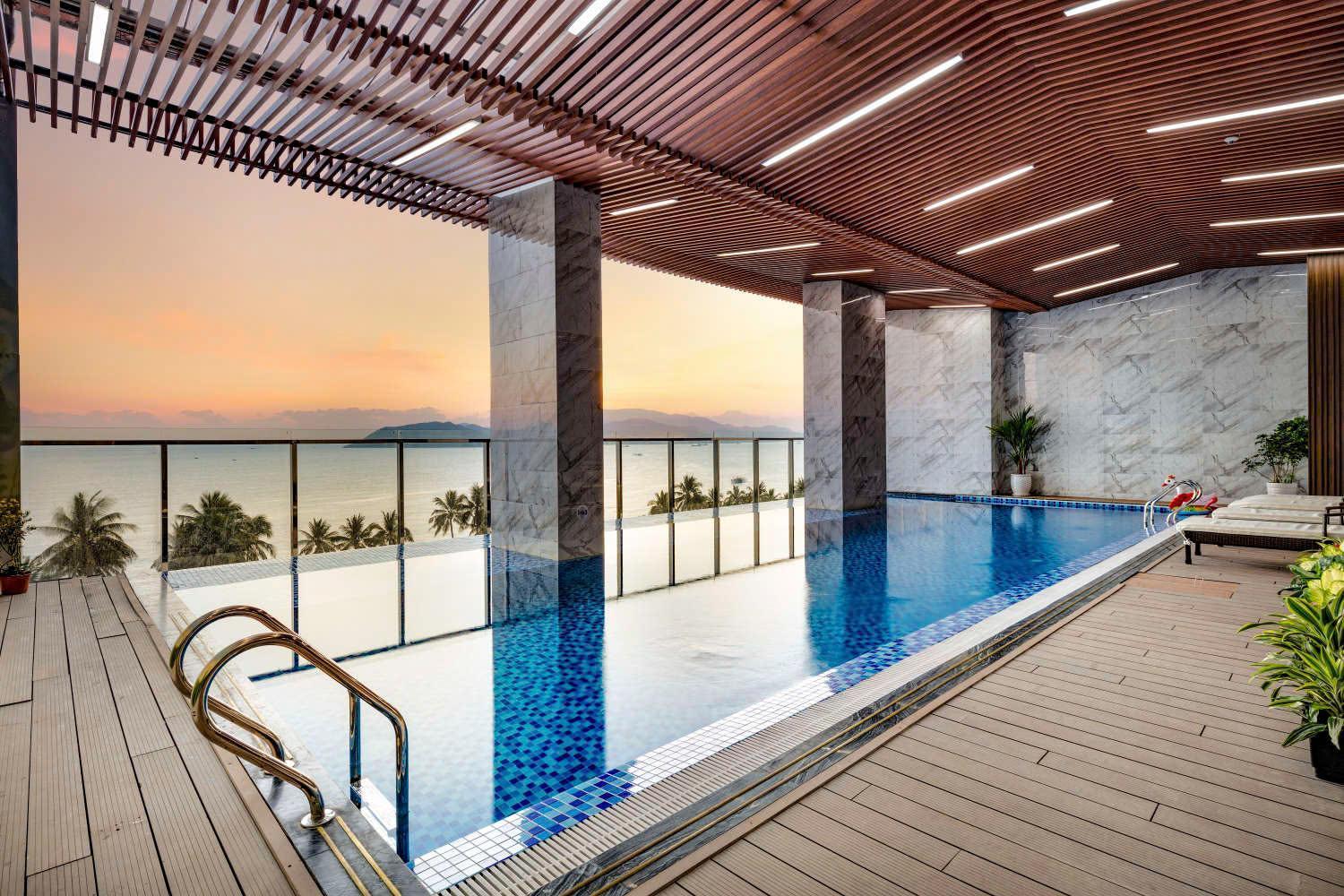 Vesna Hotel Nha Trang Esterno foto