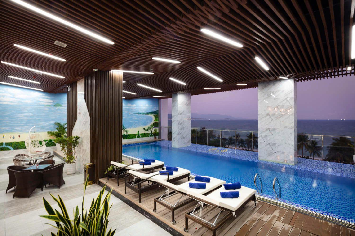 Vesna Hotel Nha Trang Esterno foto