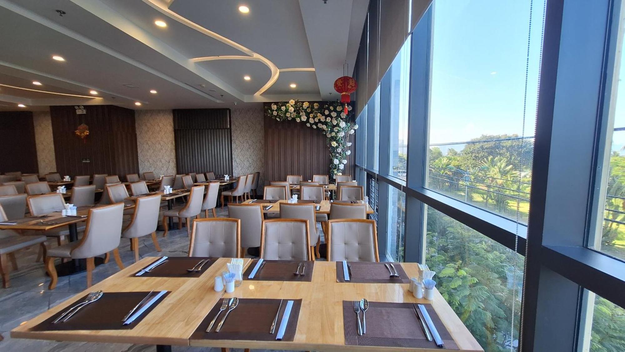 Vesna Hotel Nha Trang Esterno foto
